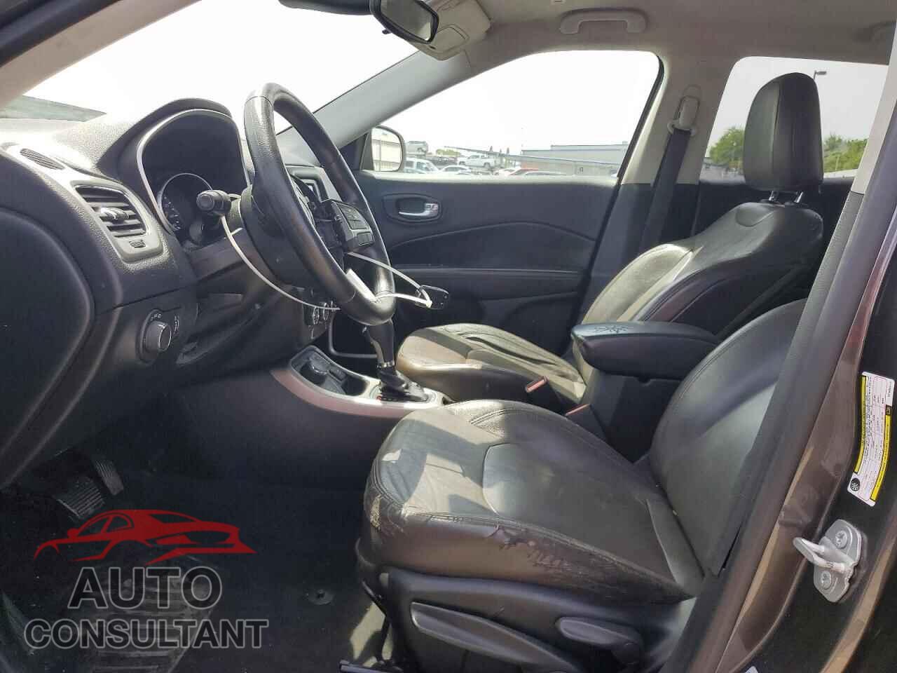 JEEP COMPASS 2017 - 3C4NJDAB9HT636411