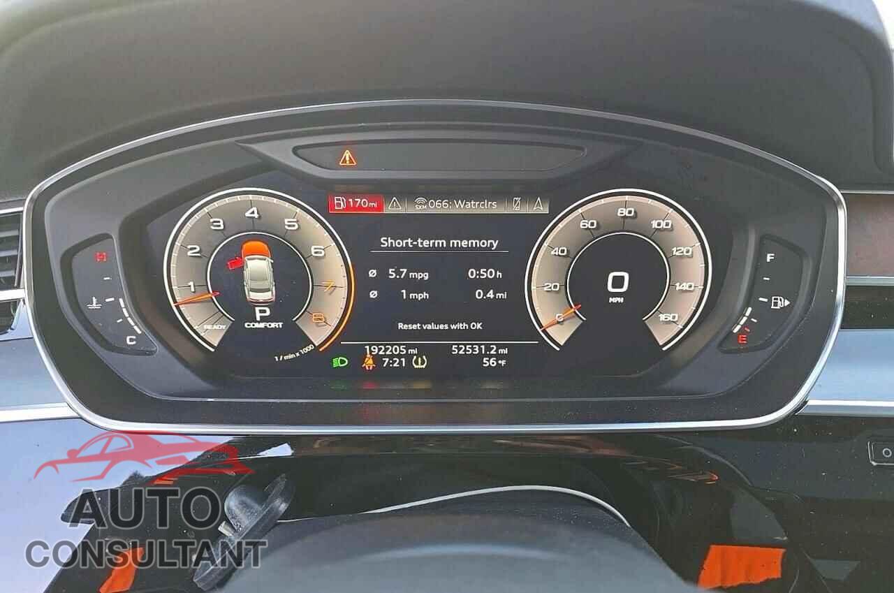 AUDI A8 2019 - WAU8DAF82KN008193