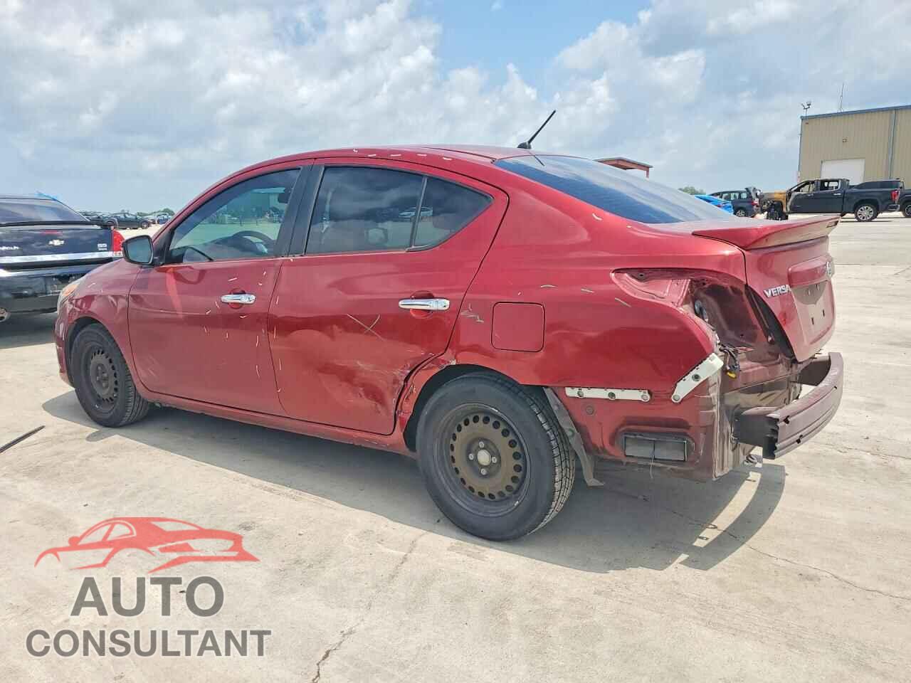 NISSAN VERSA 2017 - 3N1CN7AP1HK426757