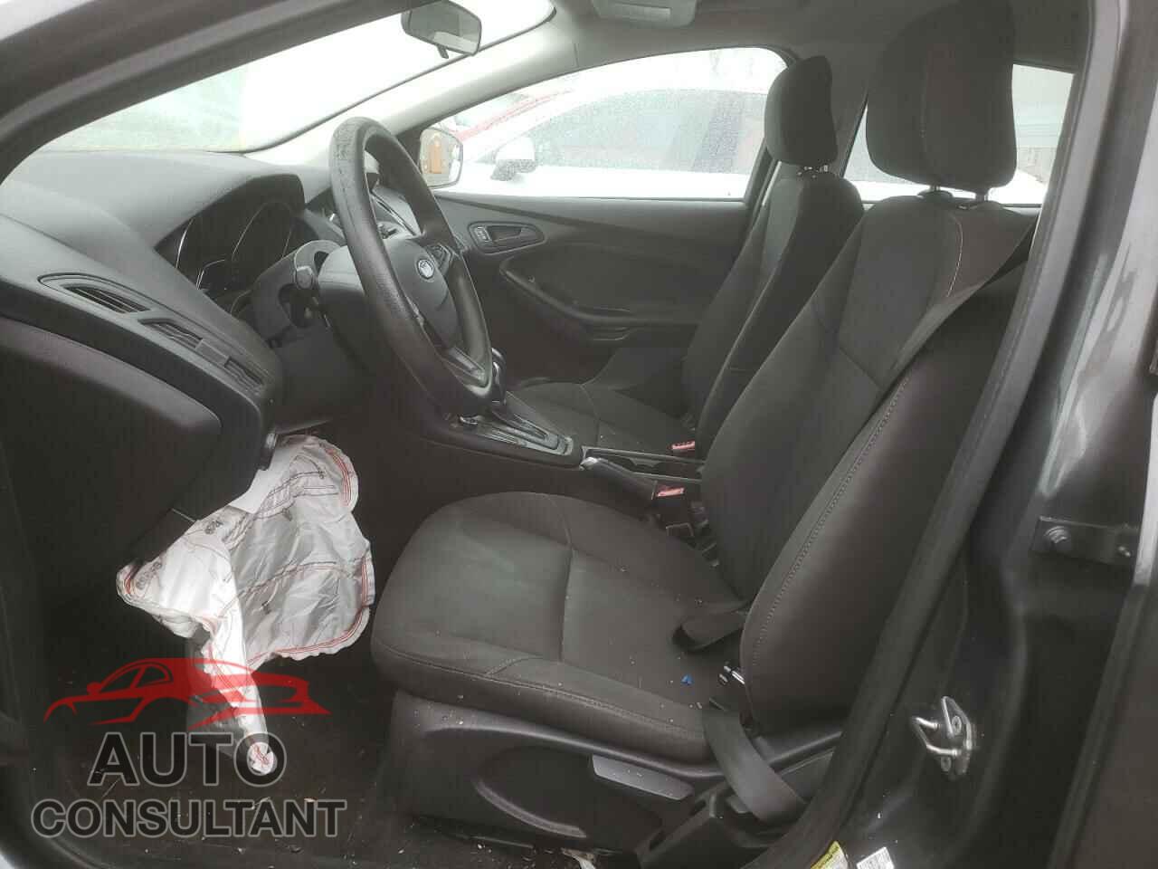 FORD FOCUS 2017 - 1FADP3E21HL269066