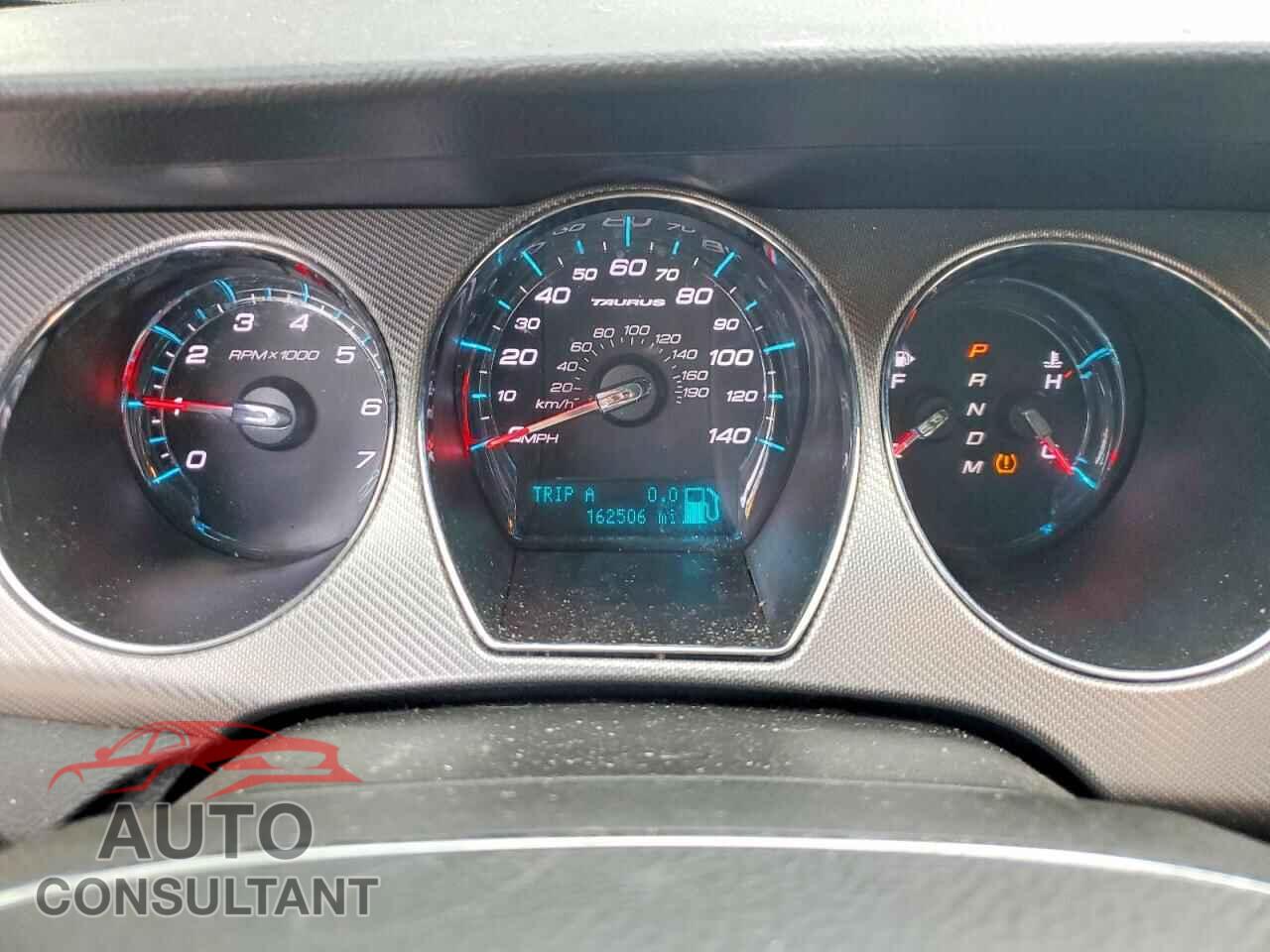 FORD TAURUS 2011 - 1FAHP2KT3BG148936