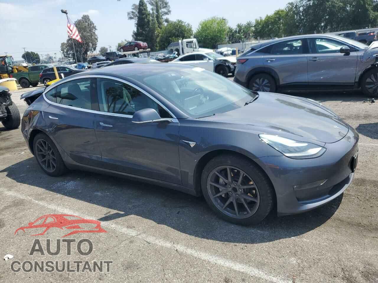 TESLA MODEL 3 2018 - 5YJ3E1EA1JF157951