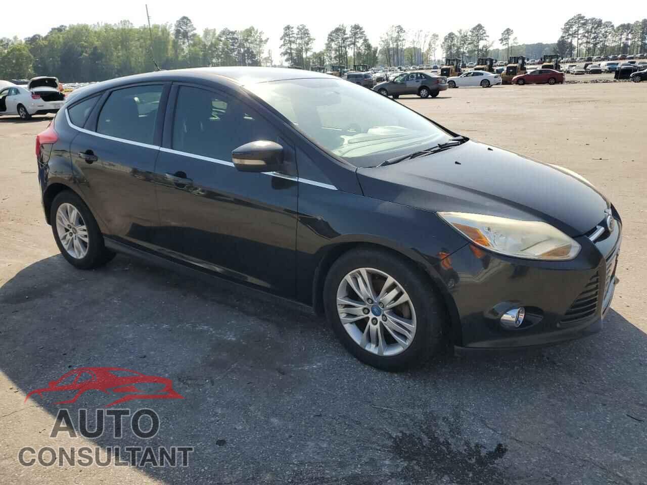 FORD FOCUS 2012 - 1FAHP3M22CL147845