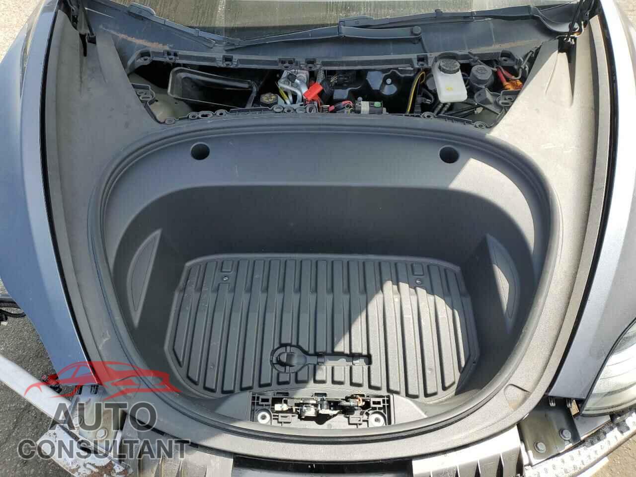 TESLA MODEL 3 2023 - 5YJ3E1EA7PF395103