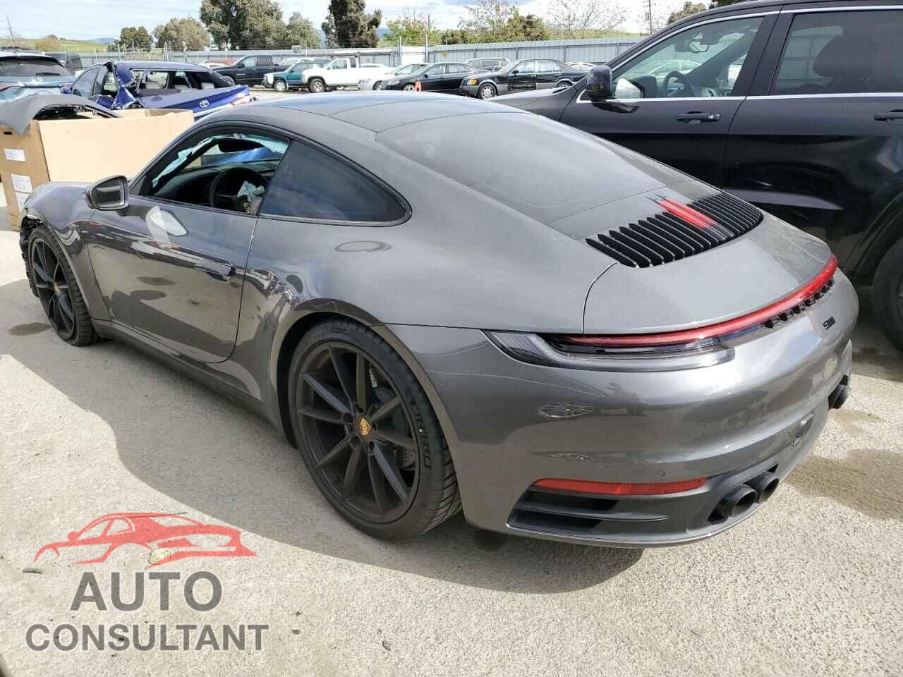 PORSCHE 911 2024 - WP0AA2A93RS207008