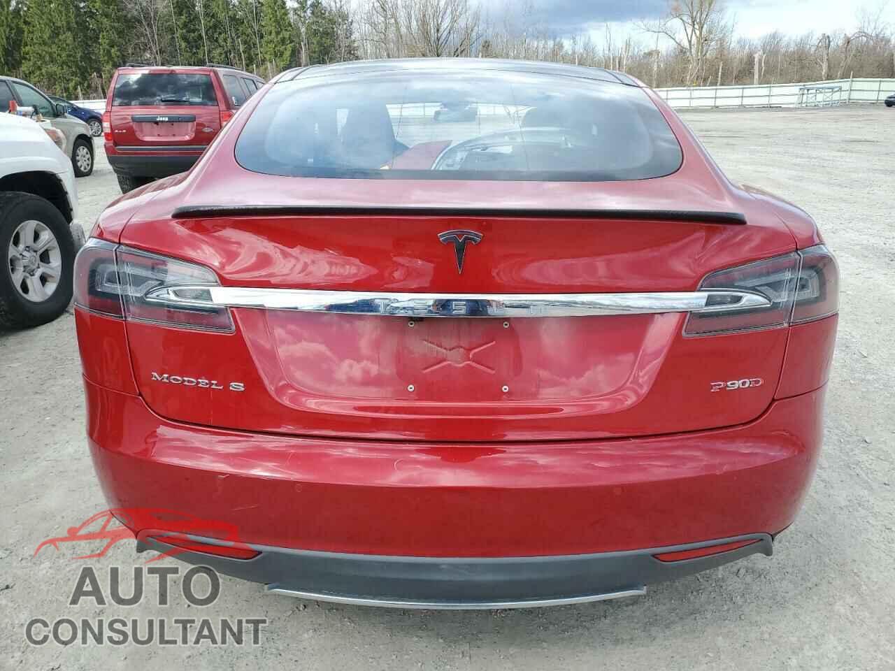 TESLA MODEL S 2015 - 5YJSA1E47FF113946