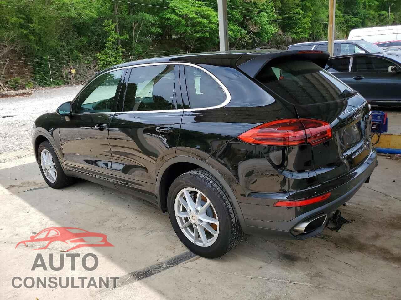PORSCHE CAYENNE 2016 - WP1AA2A26GKA09778