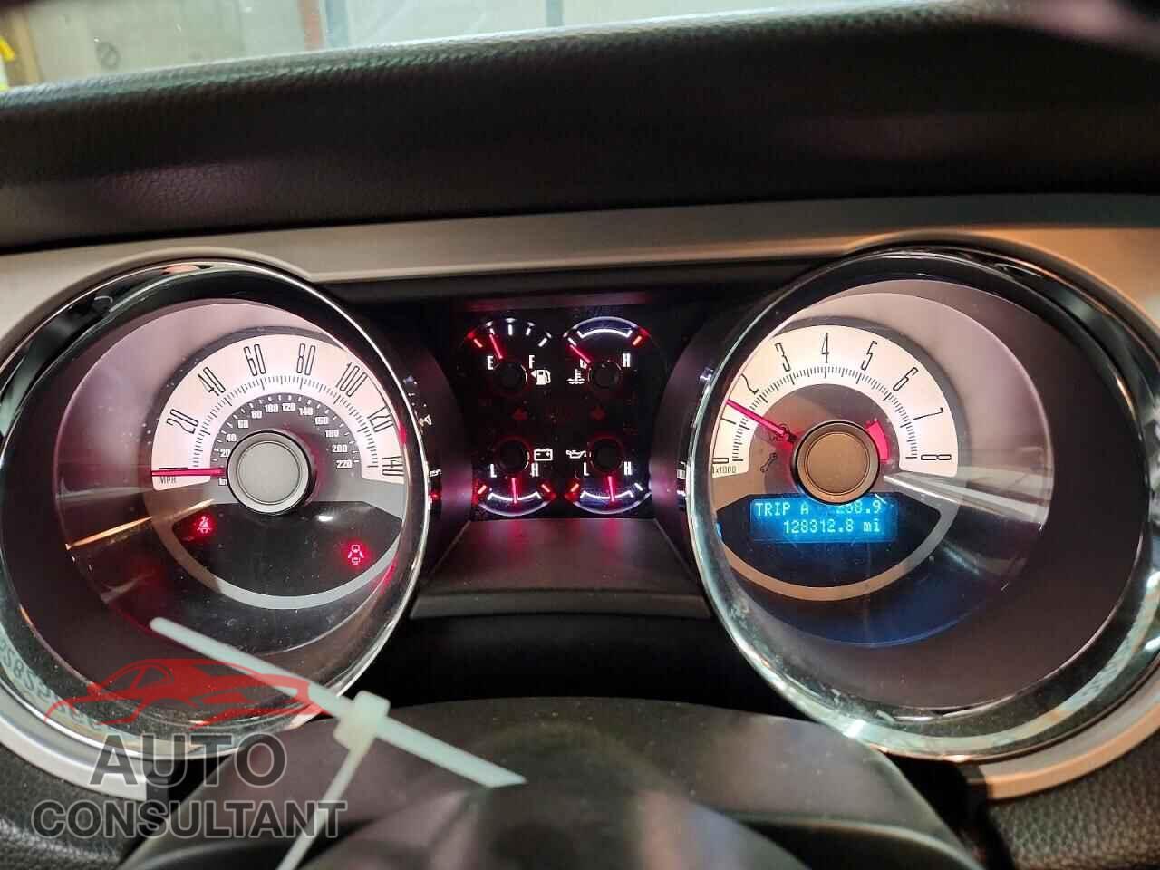 FORD ALL Models 2010 - 1ZVBP8CH2A5126642