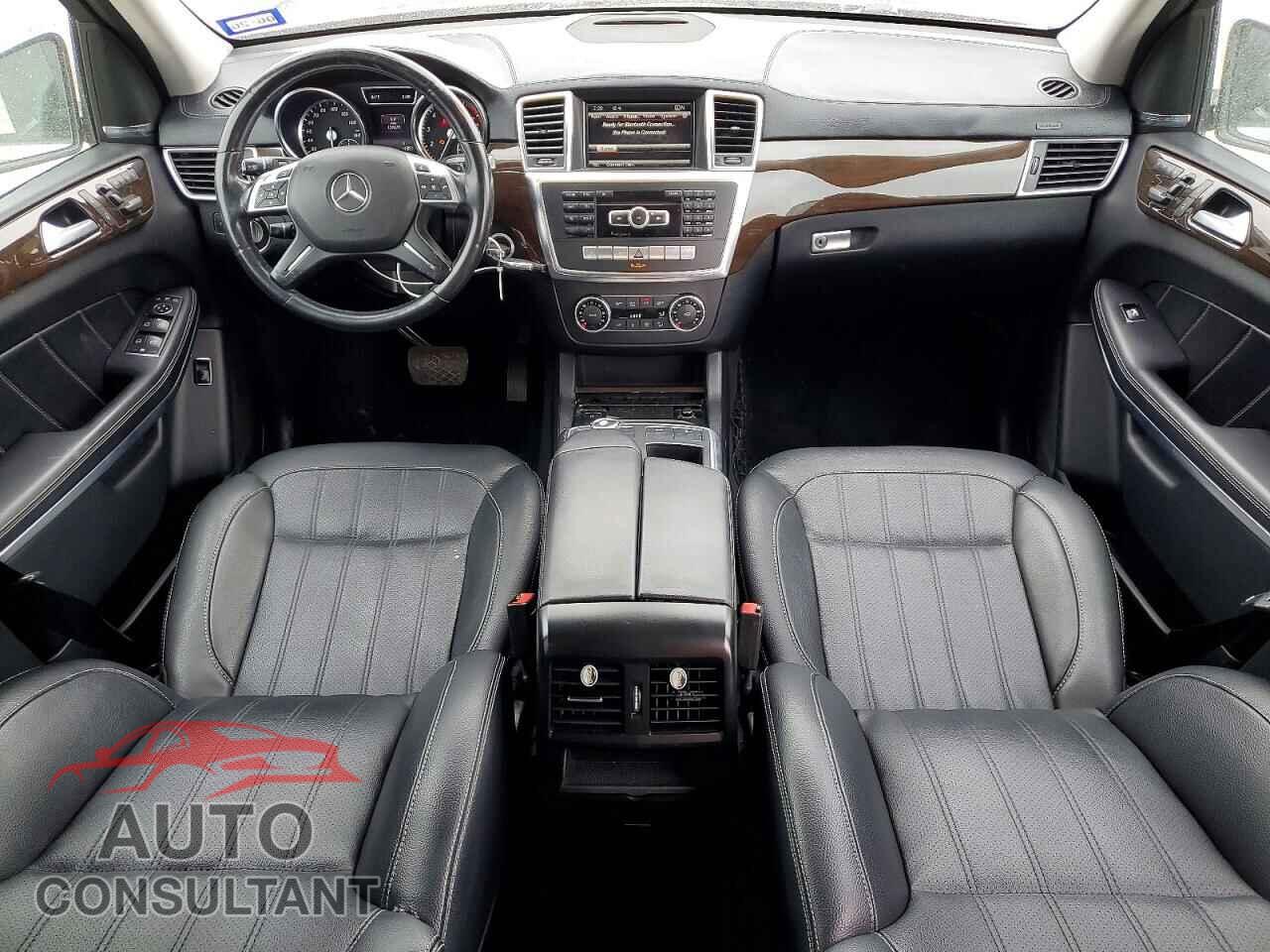 MERCEDES-BENZ GL-CLASS 2014 - 4JGDF7CE7EA440147