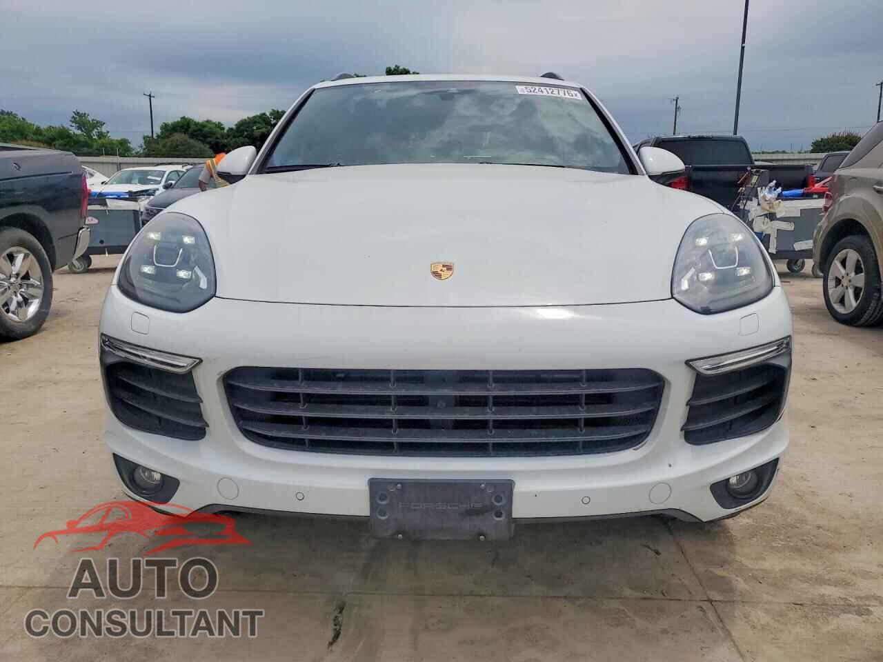 PORSCHE CAYENNE 2018 - WP1AA2A29JKA02606
