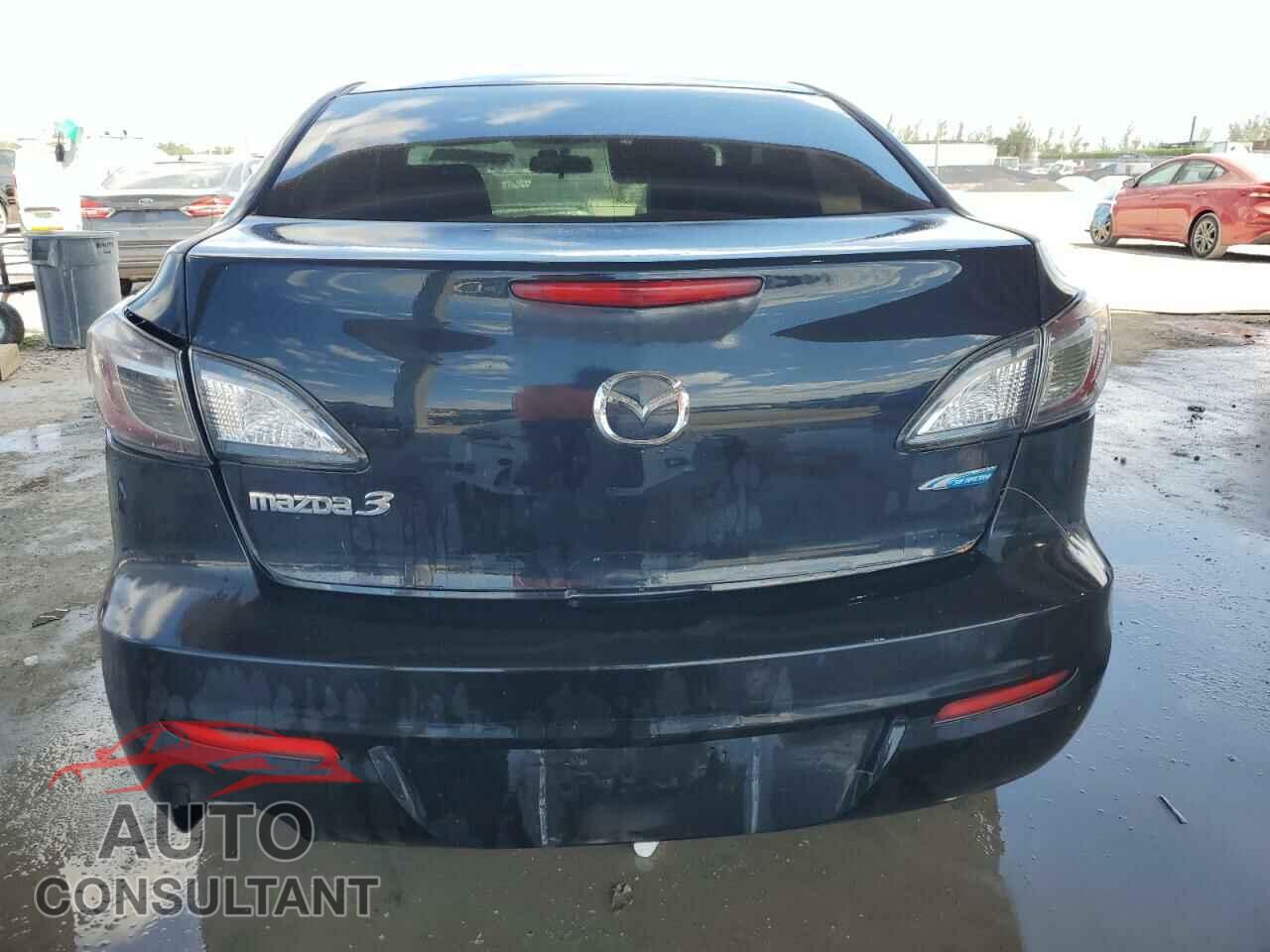 MAZDA 3 2013 - JM1BL1W70D1795593