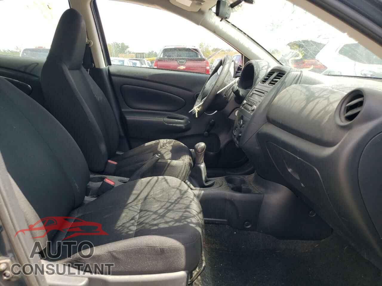 NISSAN VERSA 2016 - 3N1CN7AP2GL889340