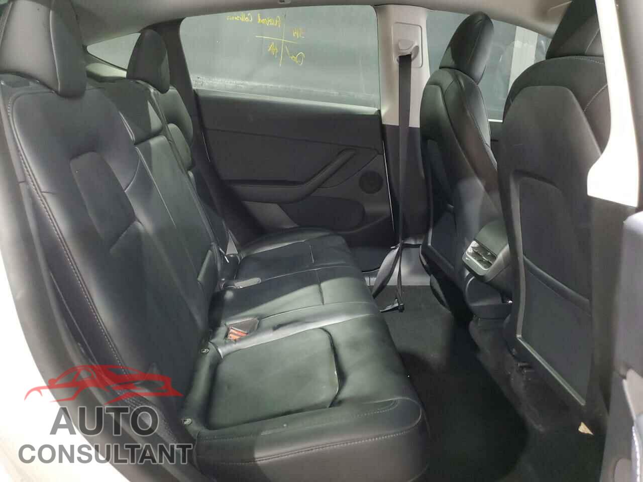 TESLA MODEL Y 2022 - 7SAYGDEE8NF480004