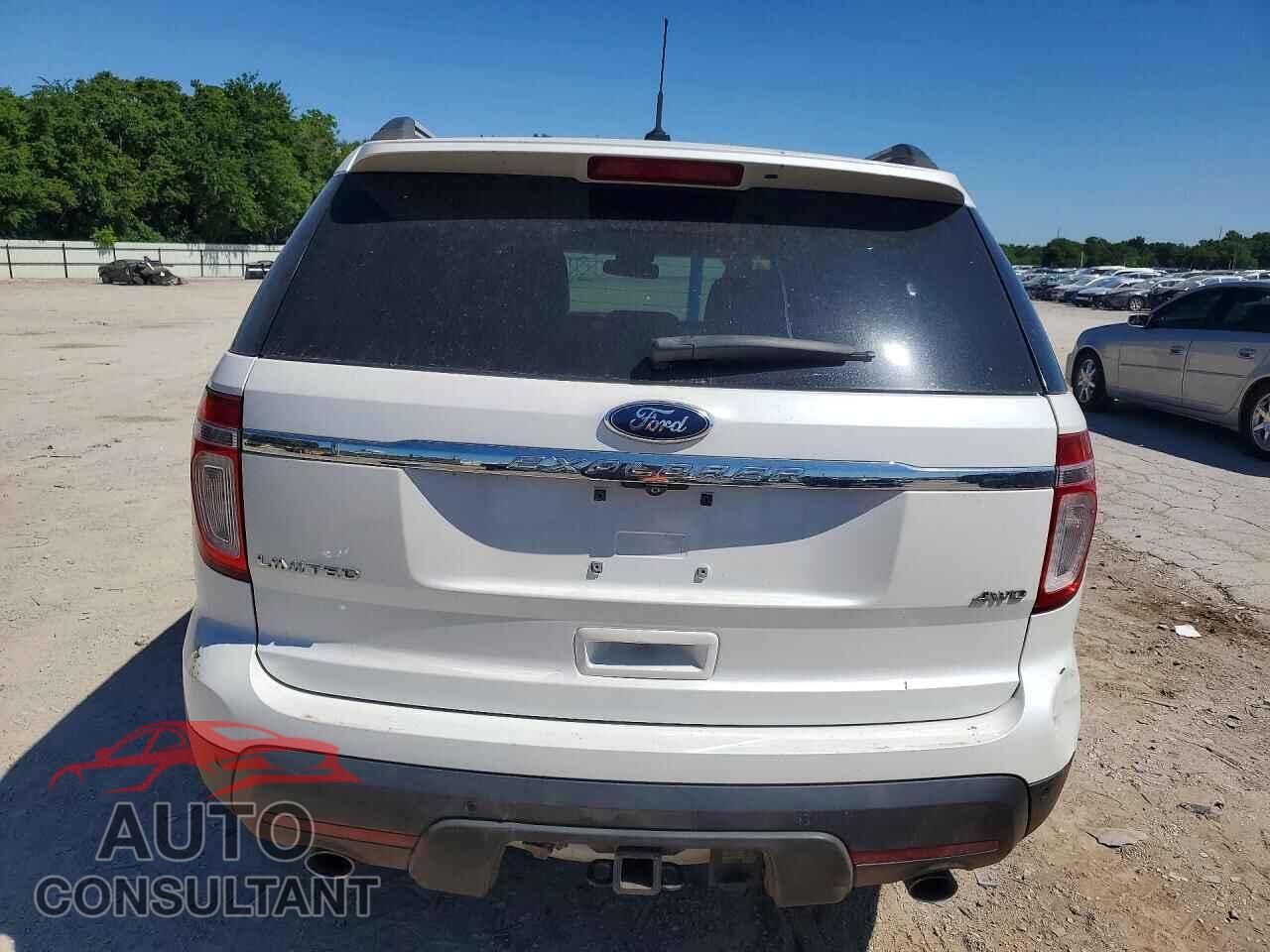 FORD EXPLORER 2011 - 1FMHK8F89BGA32203