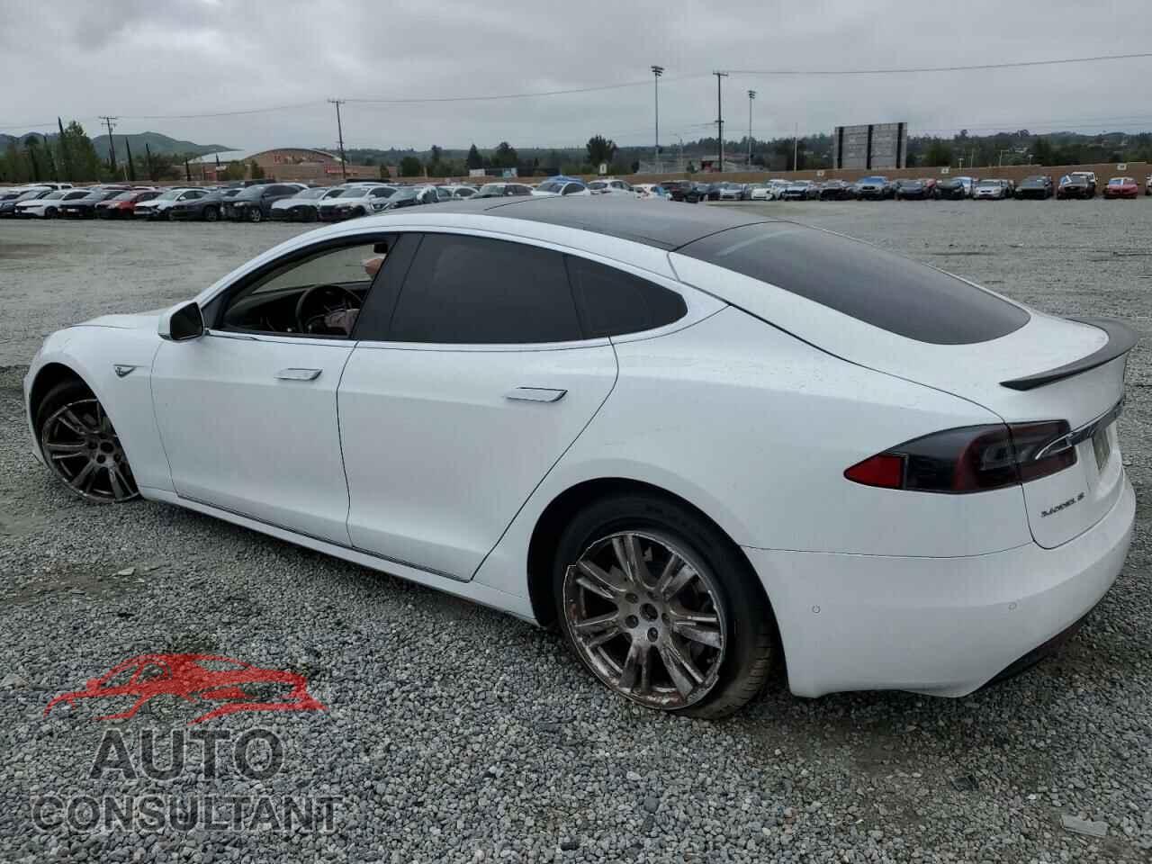 TESLA MODEL S 2016 - 5YJSA1E16GF159310