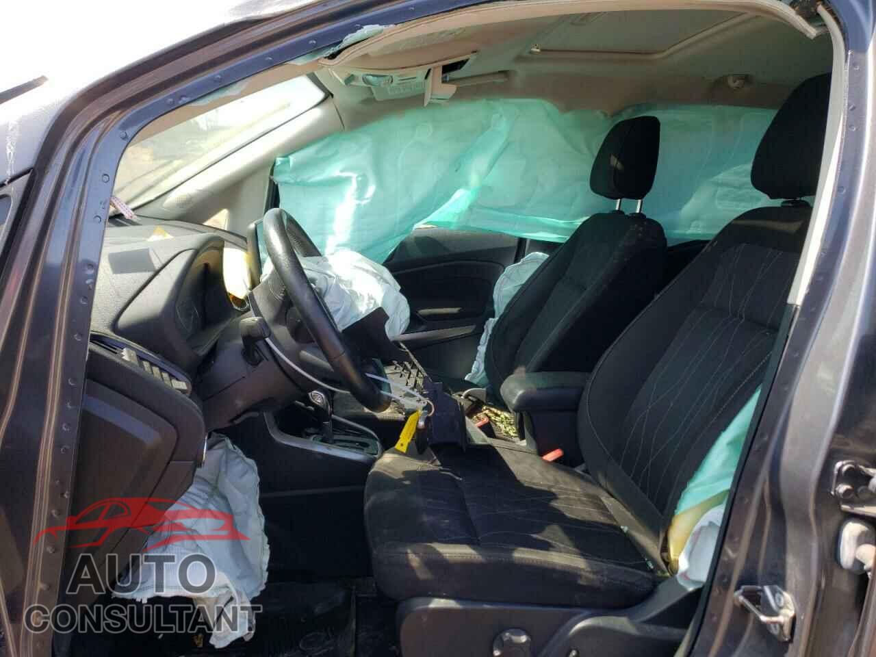 FORD ECOSPORT 2018 - MAJ3P1TEXJC166375