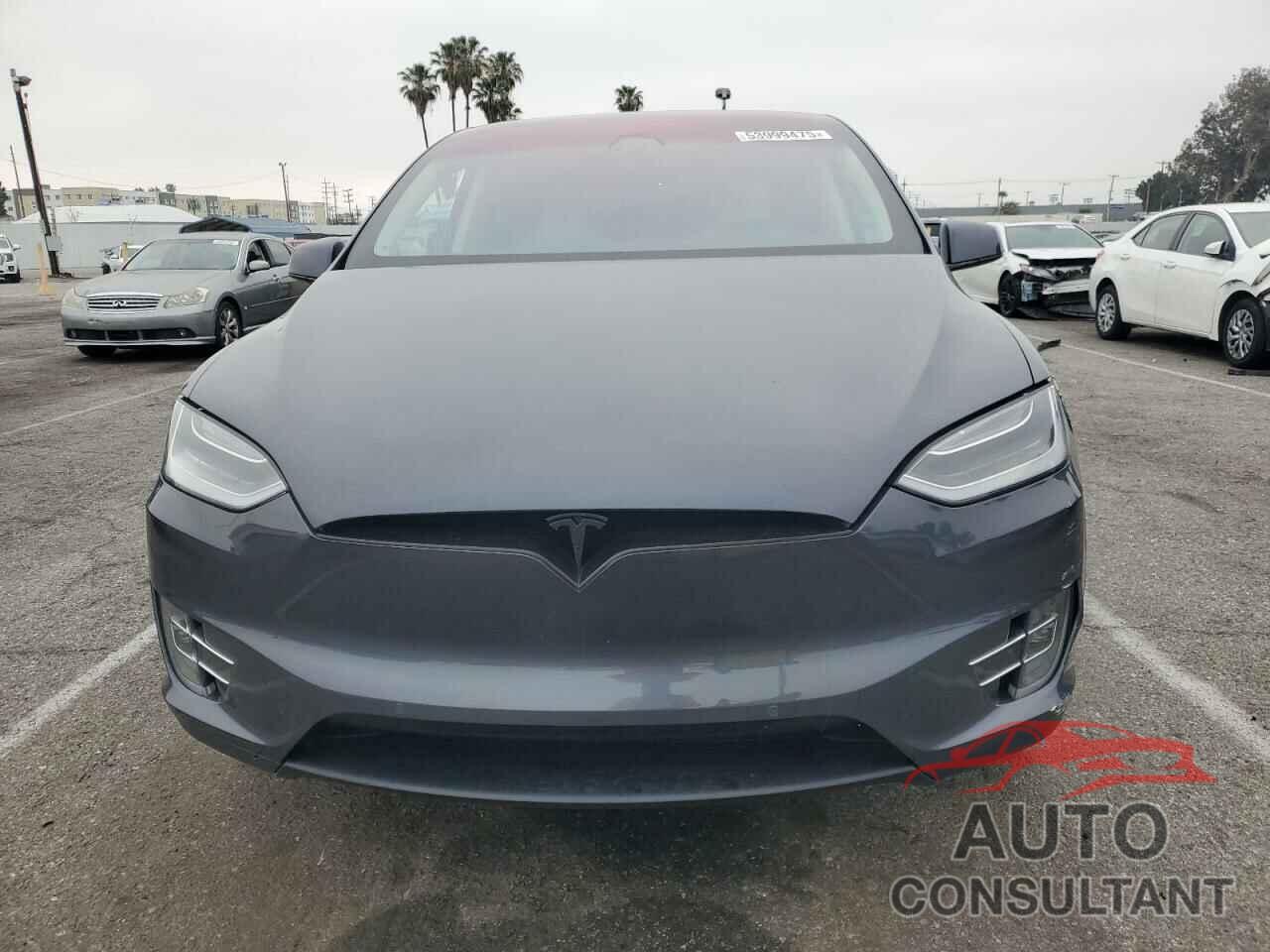 TESLA MODEL X 2018 - 5YJXCDE2XJF135657