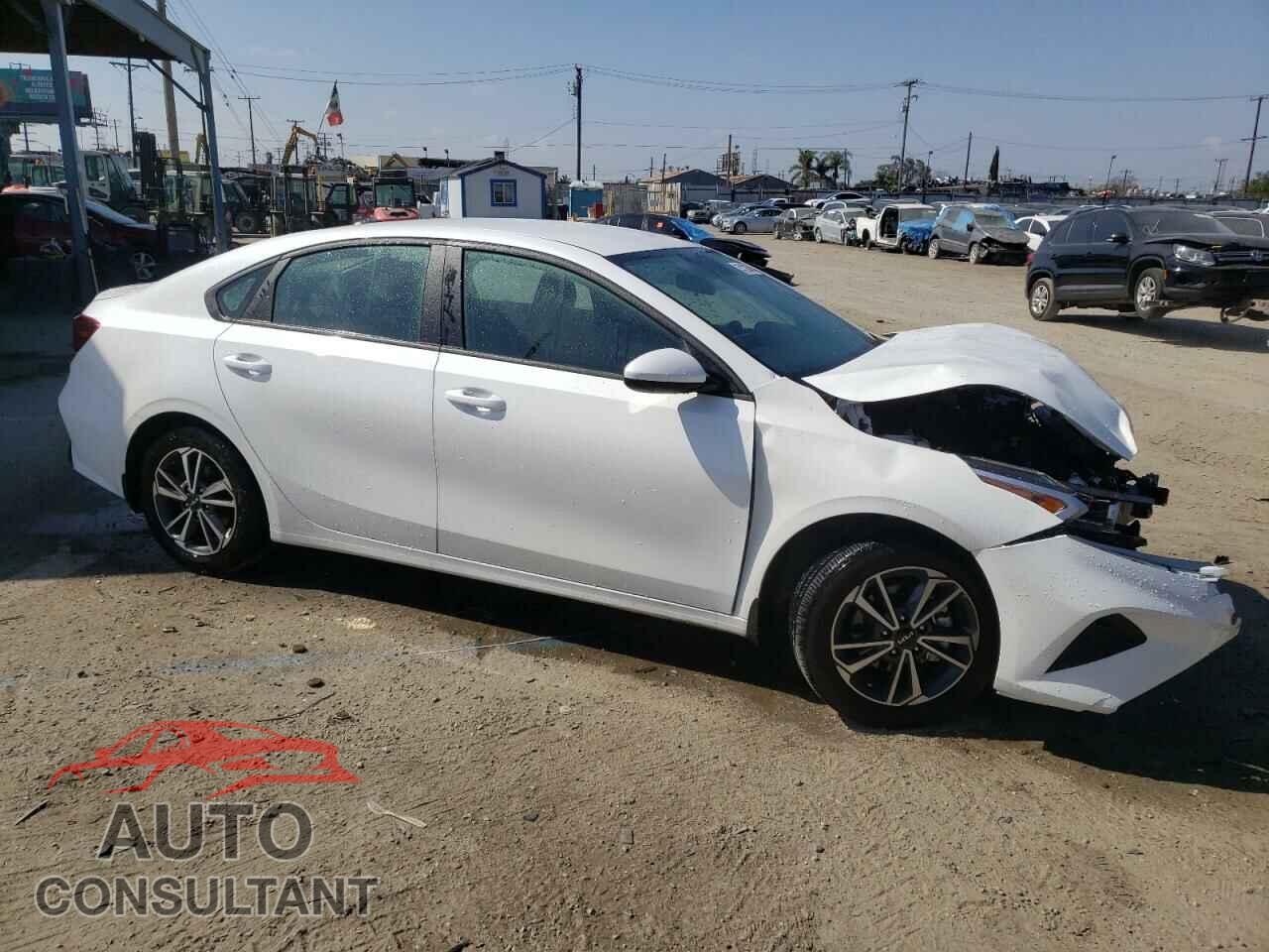 KIA FORTE 2023 - 3KPF24AD5PE648836