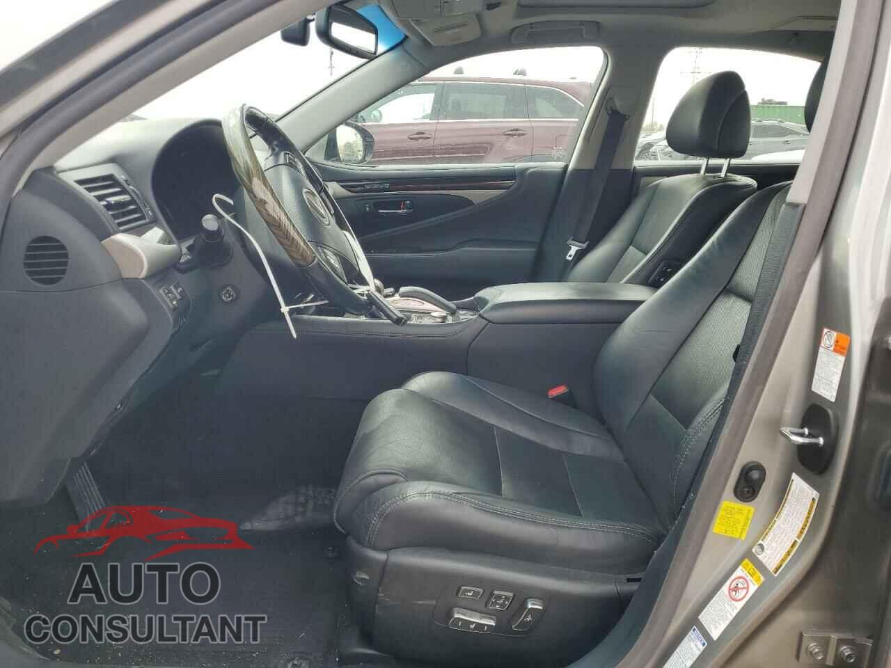 LEXUS LS460 2017 - JTHCL5EF2H5029088