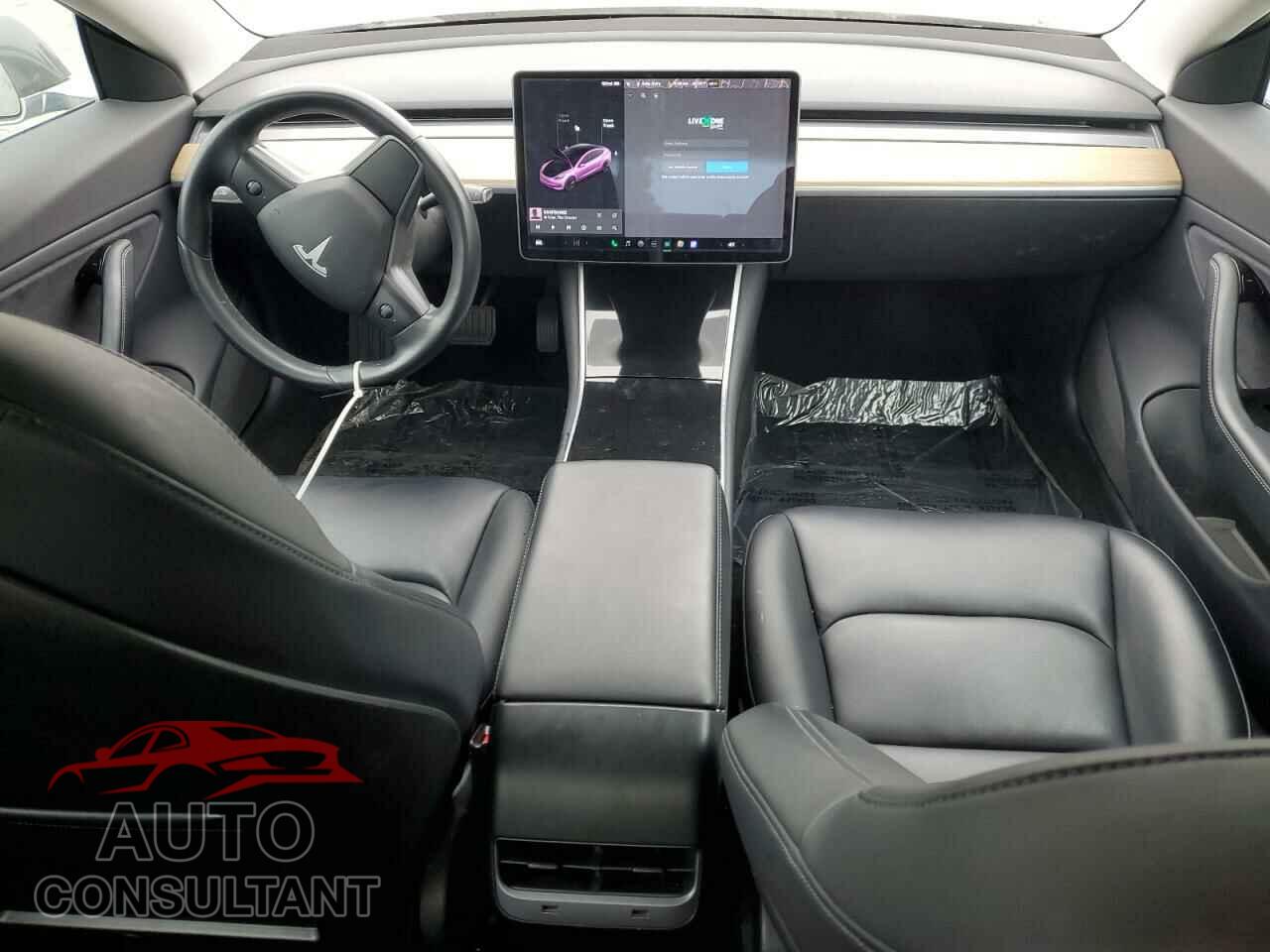 TESLA MODEL 3 2018 - 5YJ3E1EAXJF016201