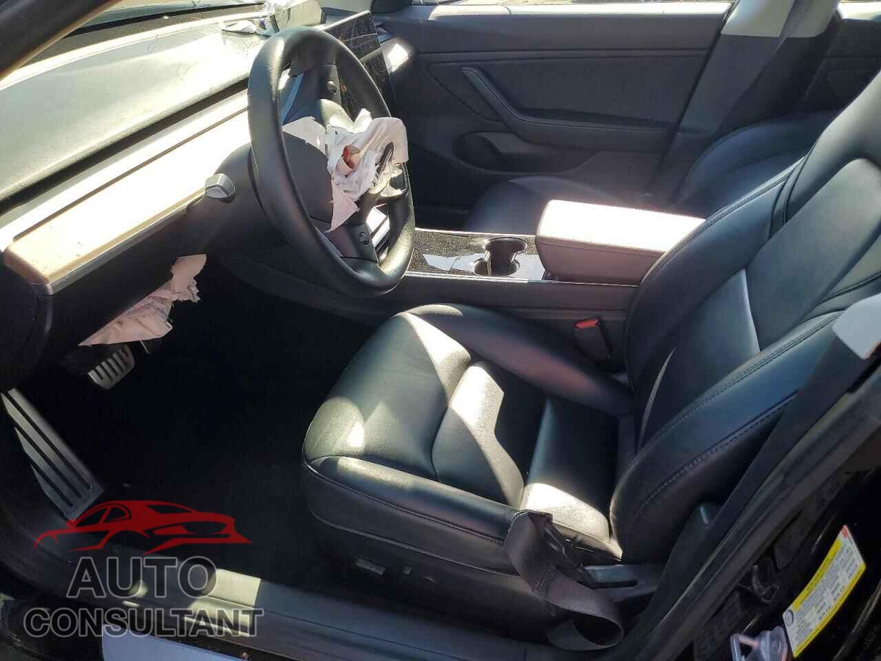 TESLA MODEL 3 2019 - 5YJ3E1EB4KF208563
