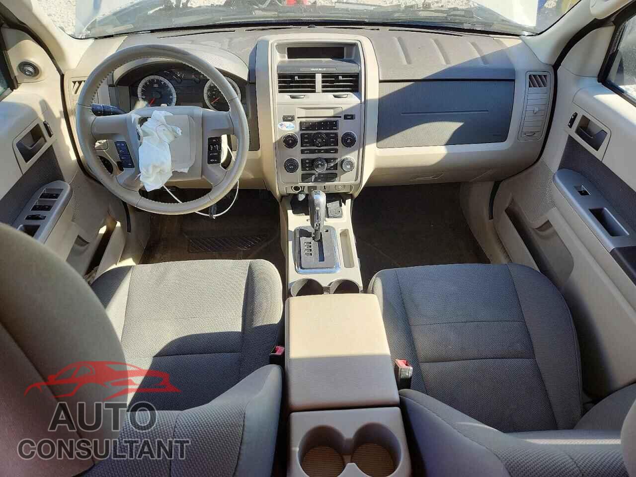 FORD ESCAPE 2009 - 1FMCU49329KD10427