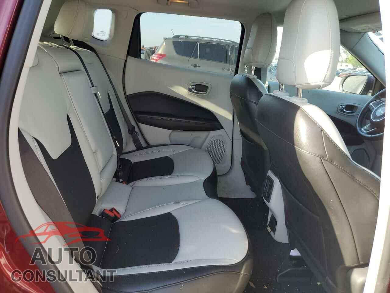 JEEP COMPASS 2020 - 3C4NJDCB7LT251337