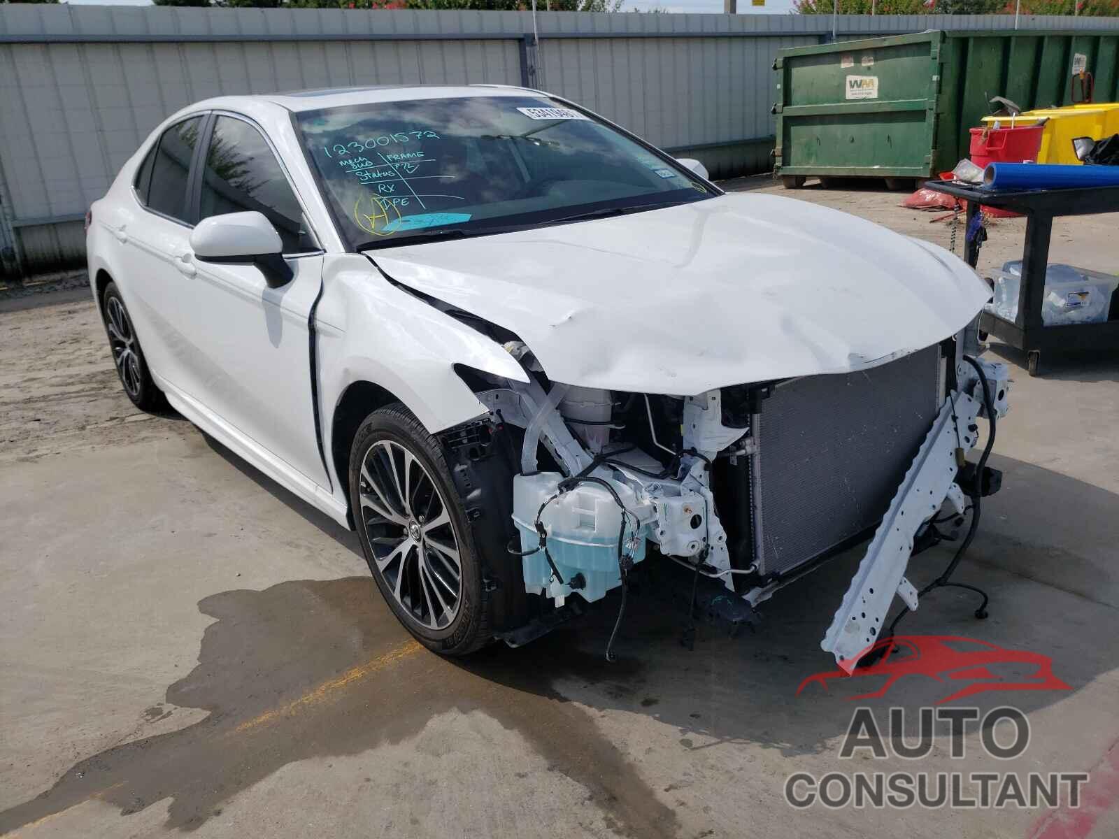 TOYOTA CAMRY 2020 - 4T1G11AK6LU873455