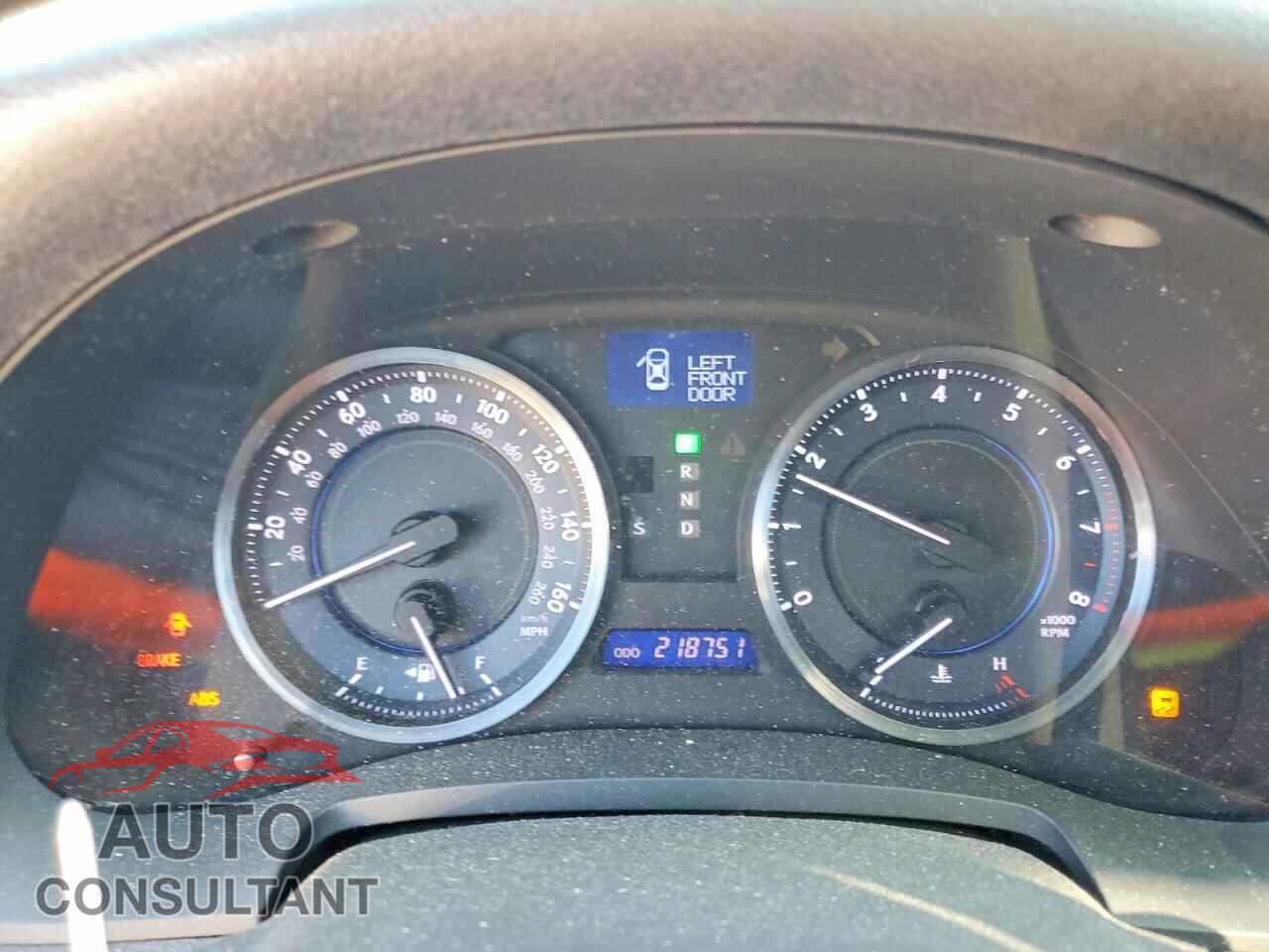 LEXUS IS 2011 - JTHCF5C25B2035144