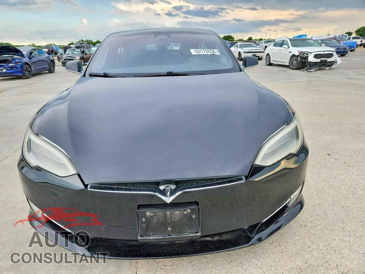 TESLA MODEL S 2017 - 5YJSA1E12HF231203