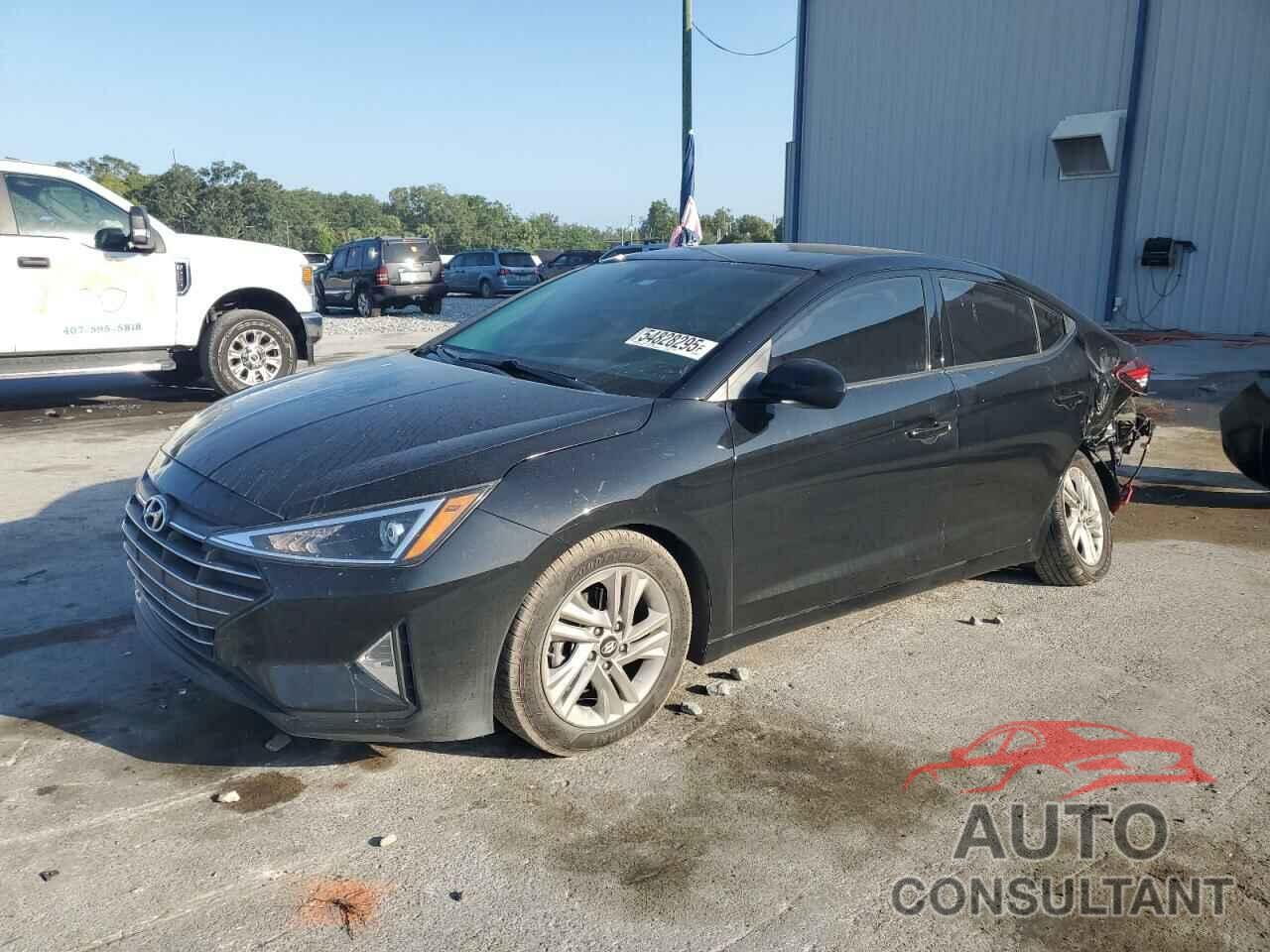 HYUNDAI ELANTRA 2019 - 5NPD84LF7KH420569