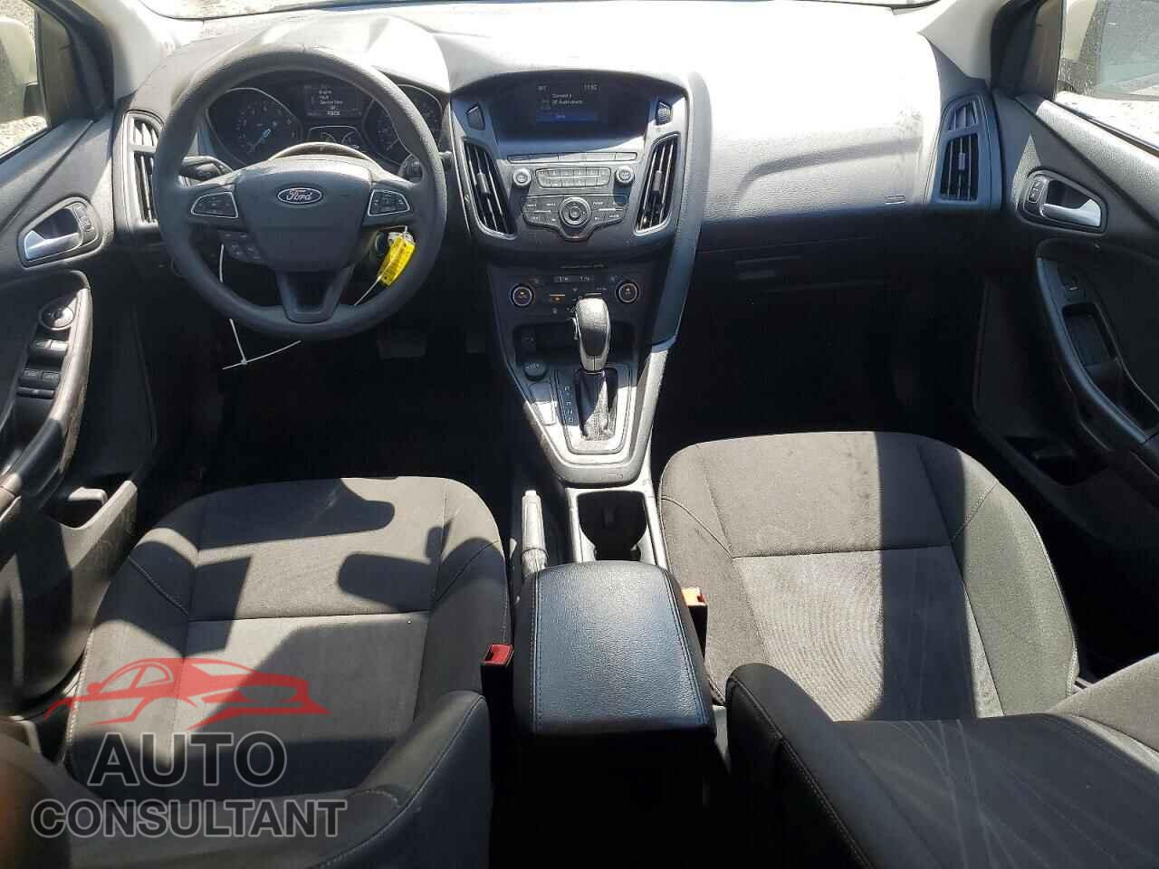 FORD FOCUS 2018 - 1FADP3FE2JL275456