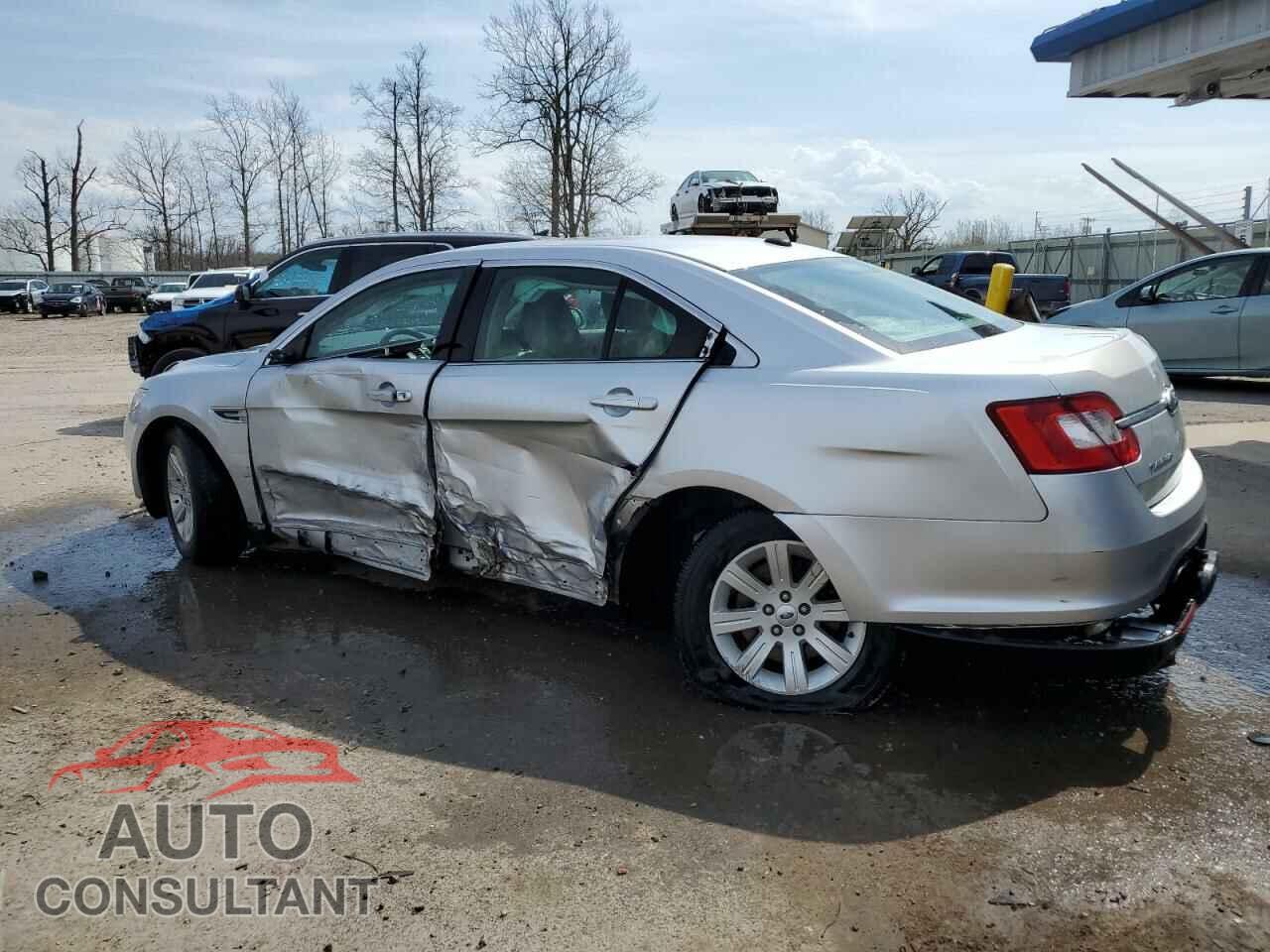 FORD TAURUS 2011 - 1FAHP2DW5BG132809