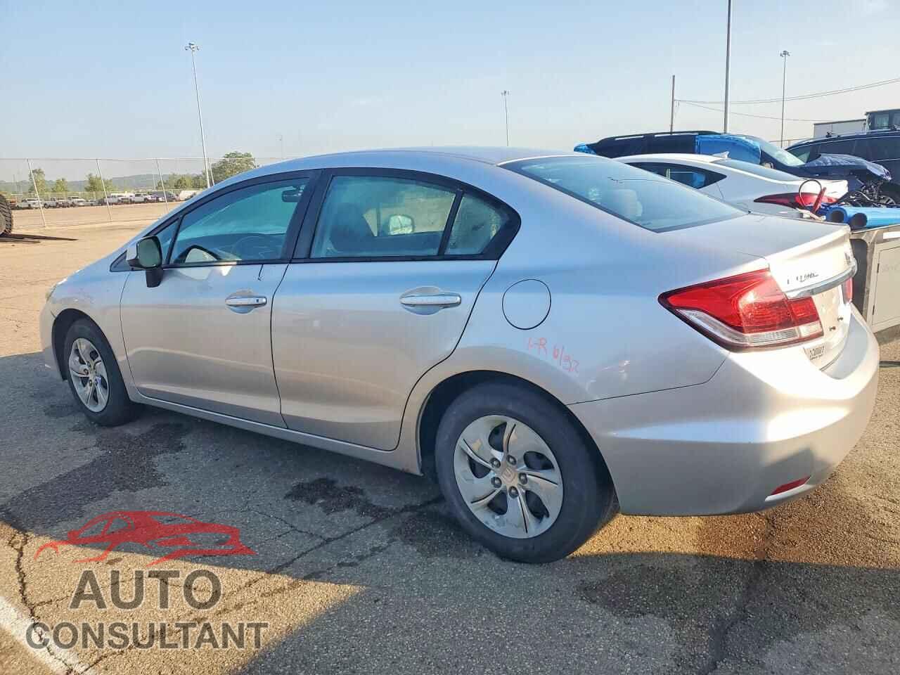 HONDA CIVIC 2013 - 19XFB2F59DE083444
