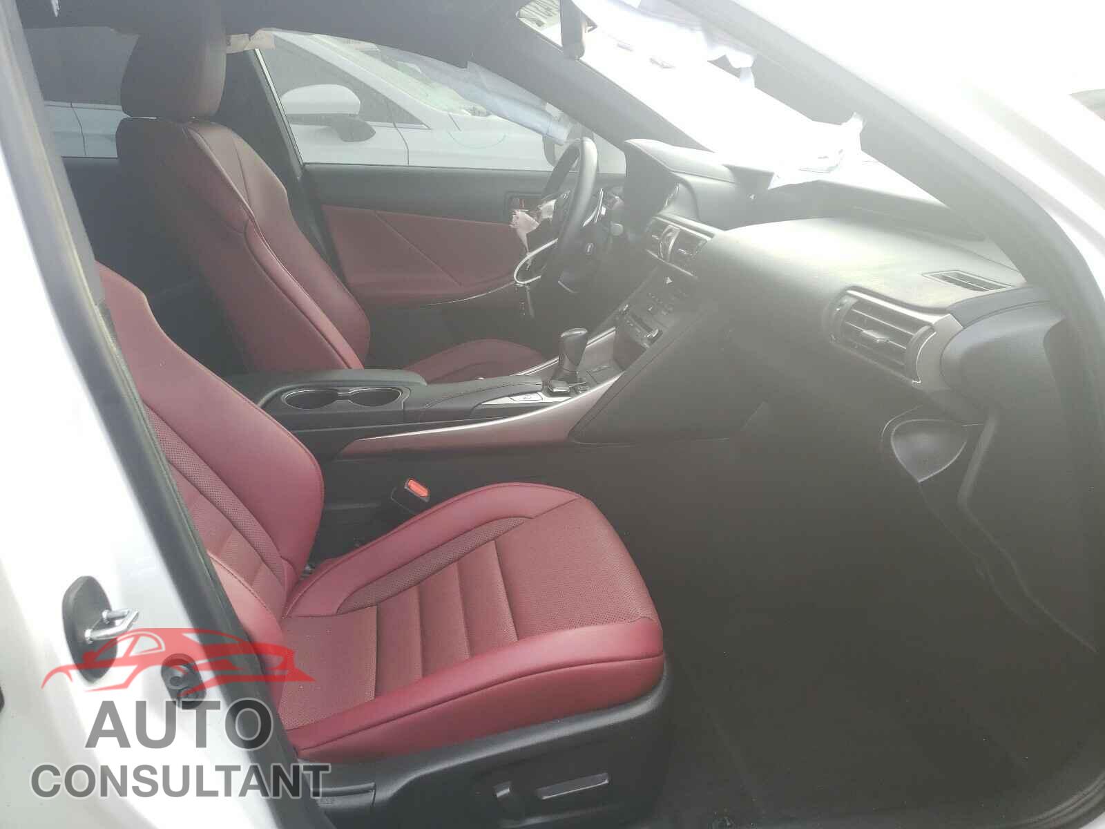 LEXUS IS 2019 - JTHBA1D20K5093954