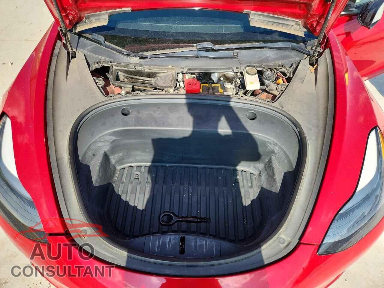 TESLA MODEL 3 2021 - 5YJ3E1EA4MF923319