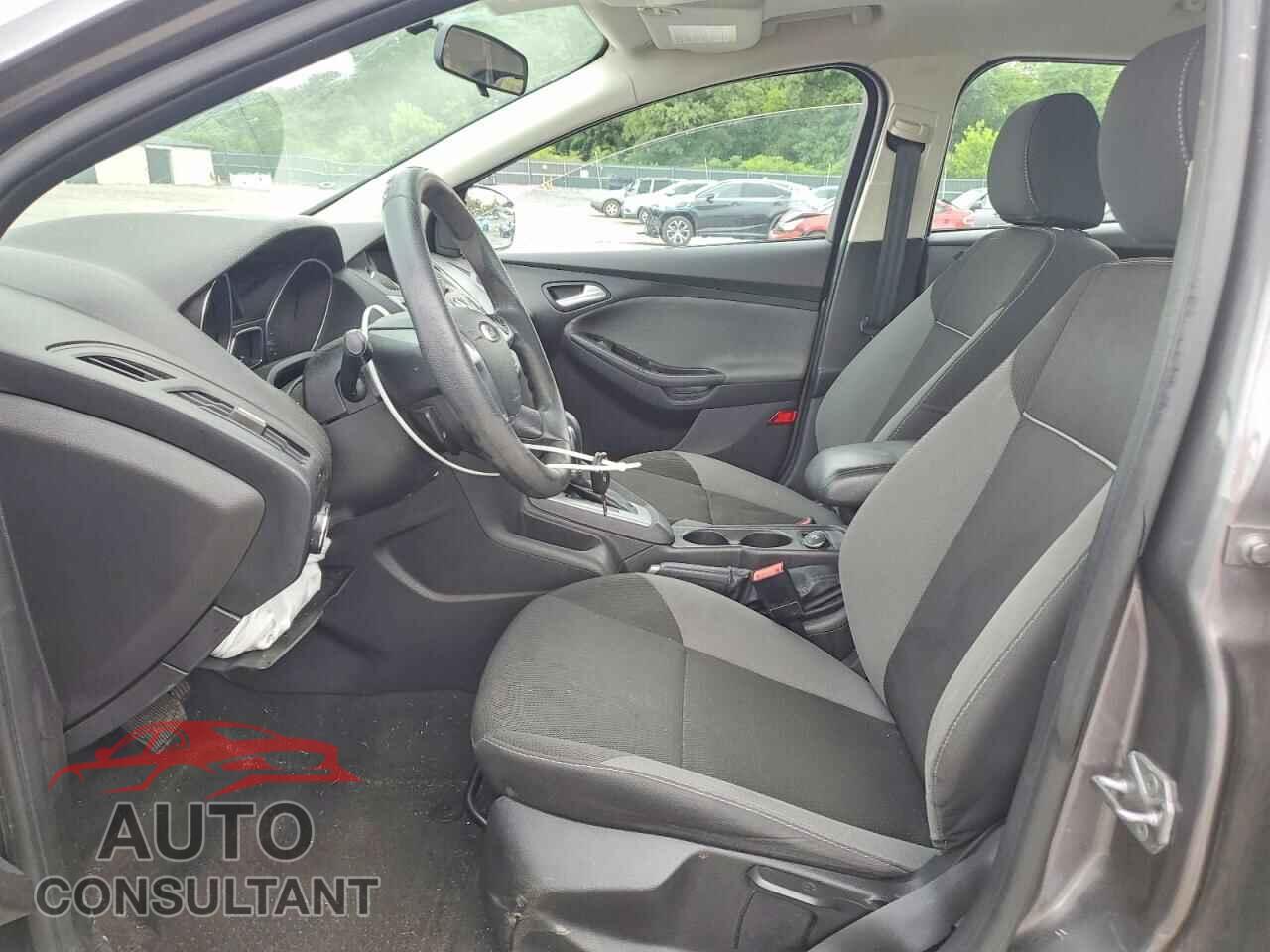 FORD FOCUS 2014 - 1FADP3F2XEL361352