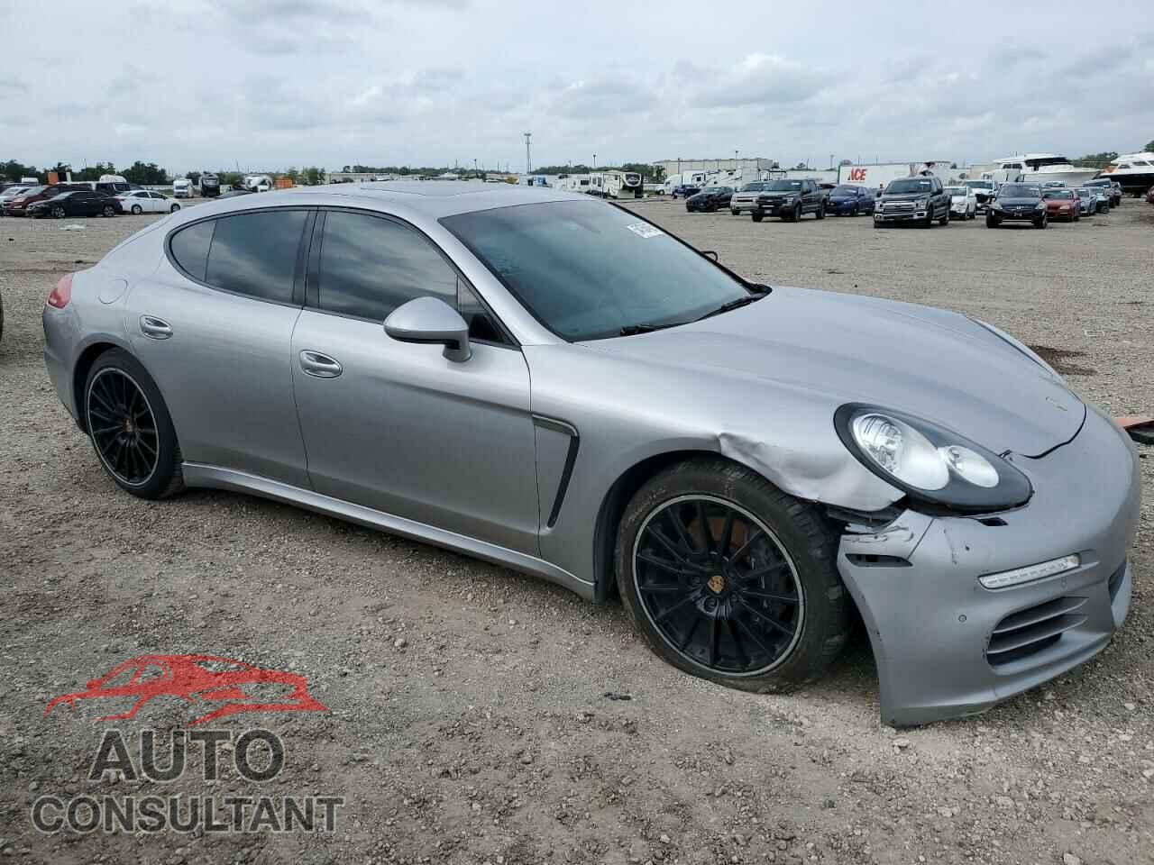 PORSCHE PANAMERA 2015 - WP0AA2A75FL006960