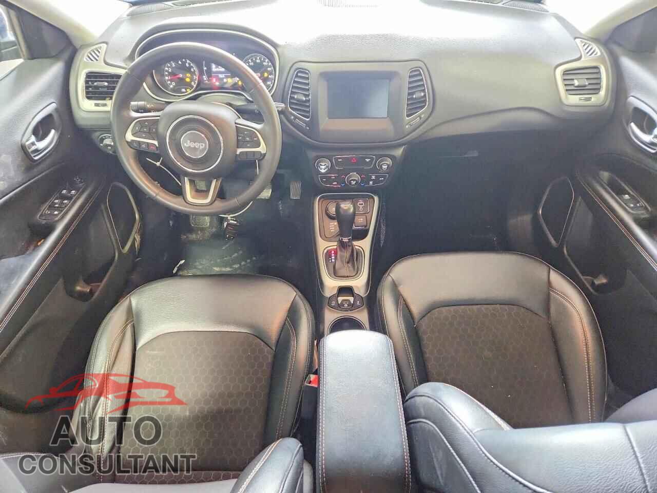 JEEP COMPASS 2021 - 3C4NJDBB1MT524372