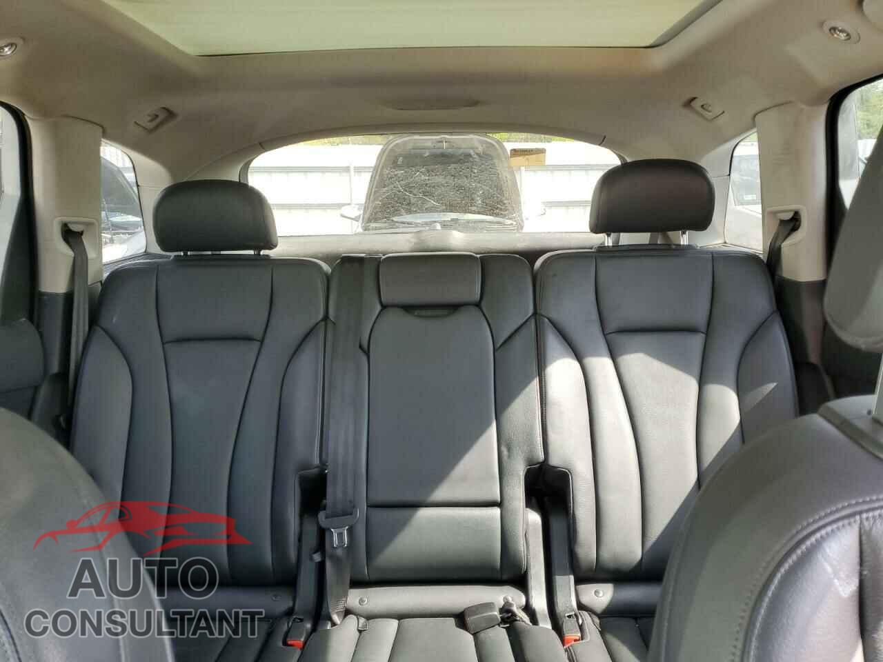 AUDI Q7 2017 - WA1AHAF79HD049509