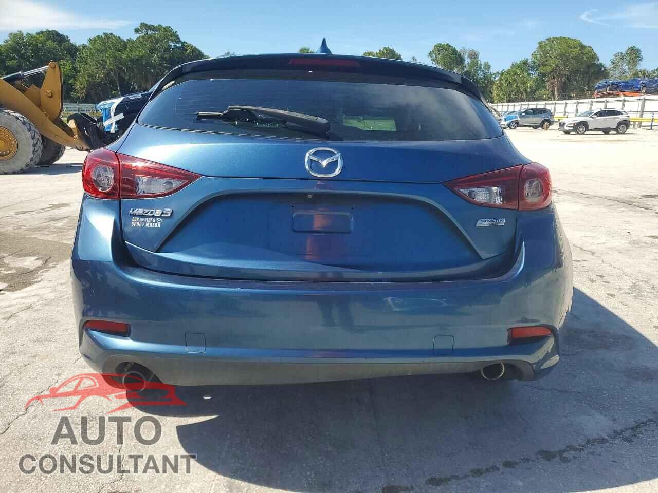 MAZDA 3 2017 - 3MZBN1M31HM137748