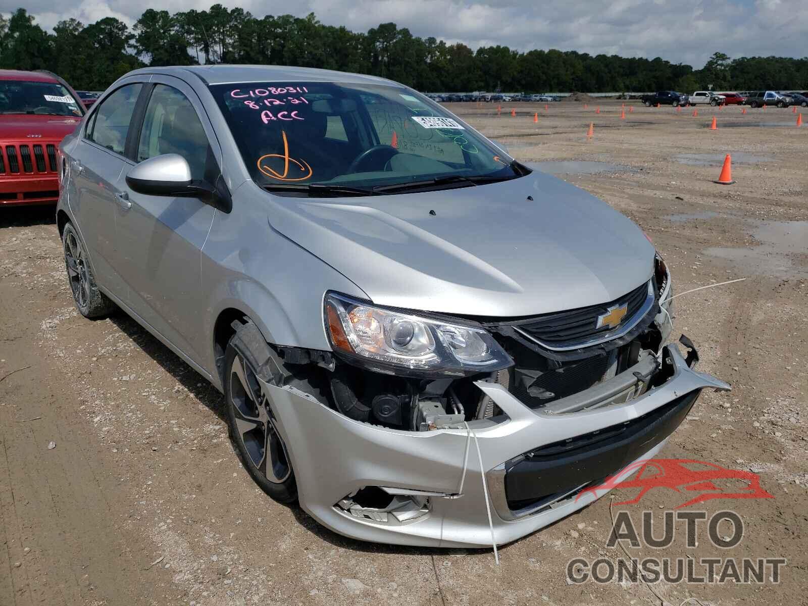 CHEVROLET SONIC 2019 - 1G1JF5SB3K4122712