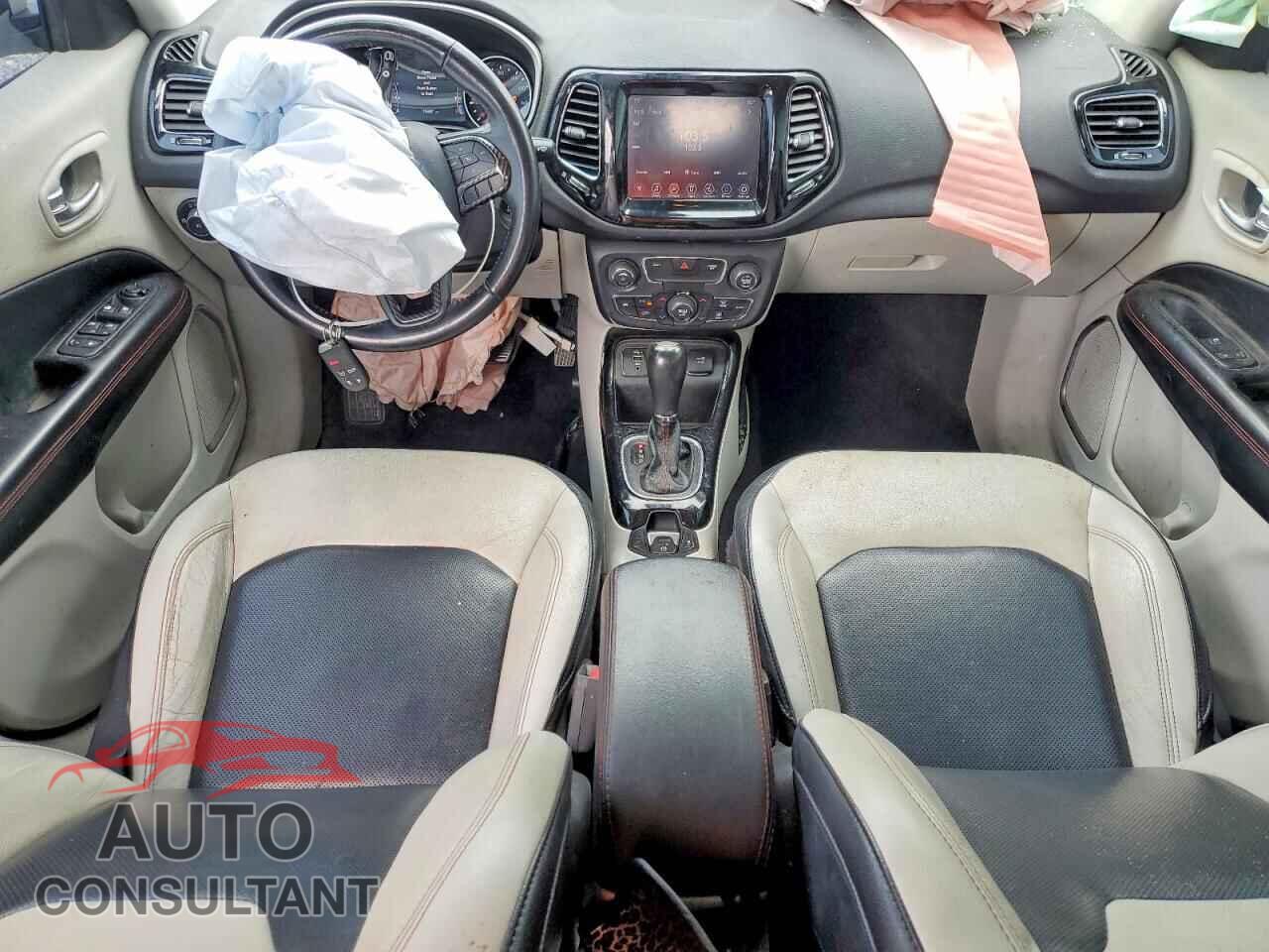 JEEP COMPASS 2019 - 3C4NJCCB0KT809067