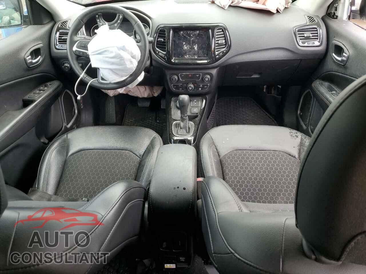 JEEP COMPASS 2019 - 3C4NJDBB2KT786463