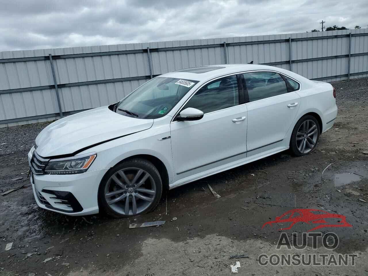 VOLKSWAGEN PASSAT 2019 - 1VWMA7A38KC001119