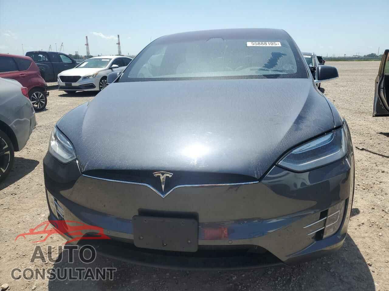 TESLA MODEL X 2017 - 5YJXCBE21HF063925