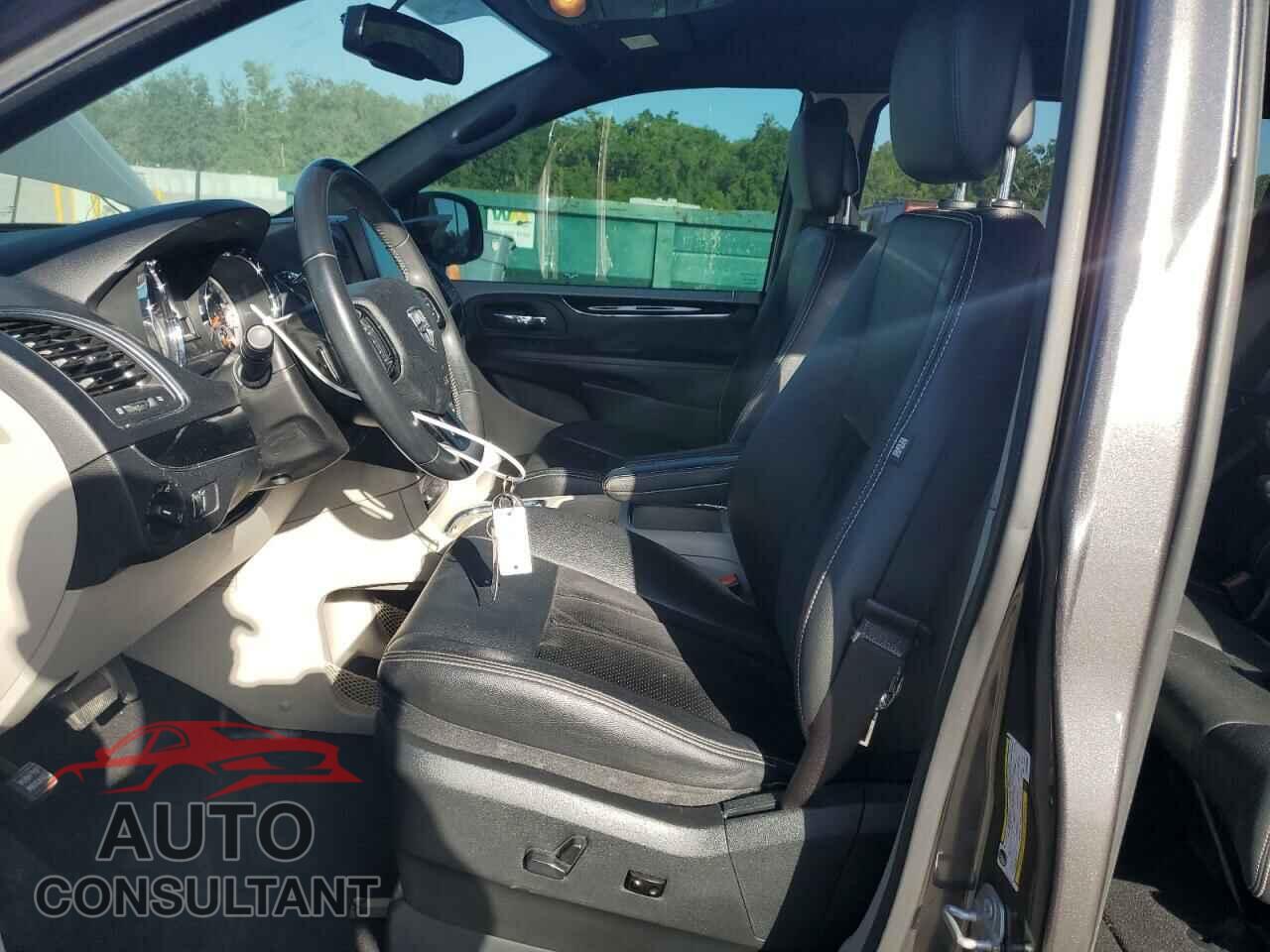 DODGE CARAVAN 2018 - 2C4RDGCG5JR206659