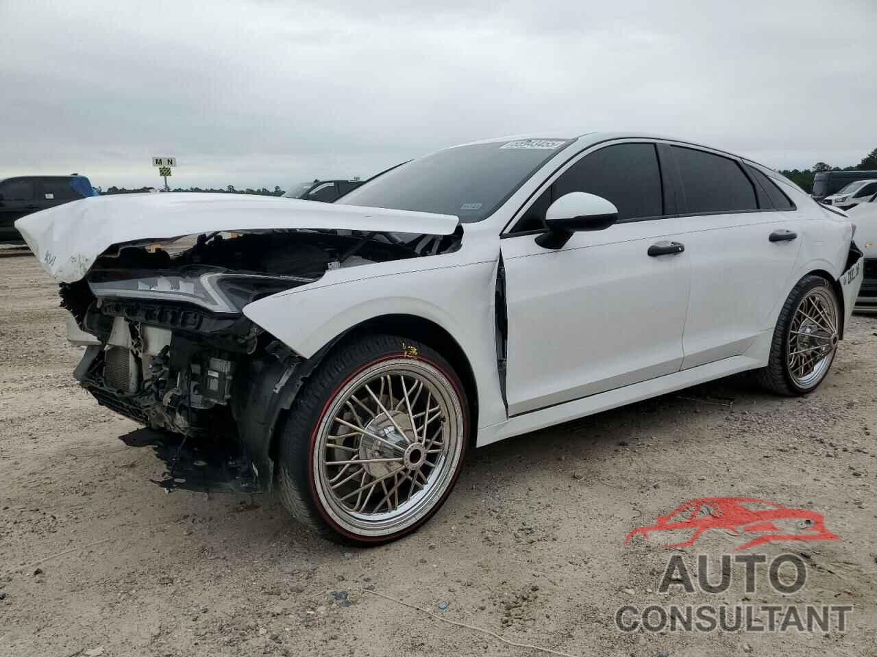 KIA K5 2022 - 5XXG24J22NG107752