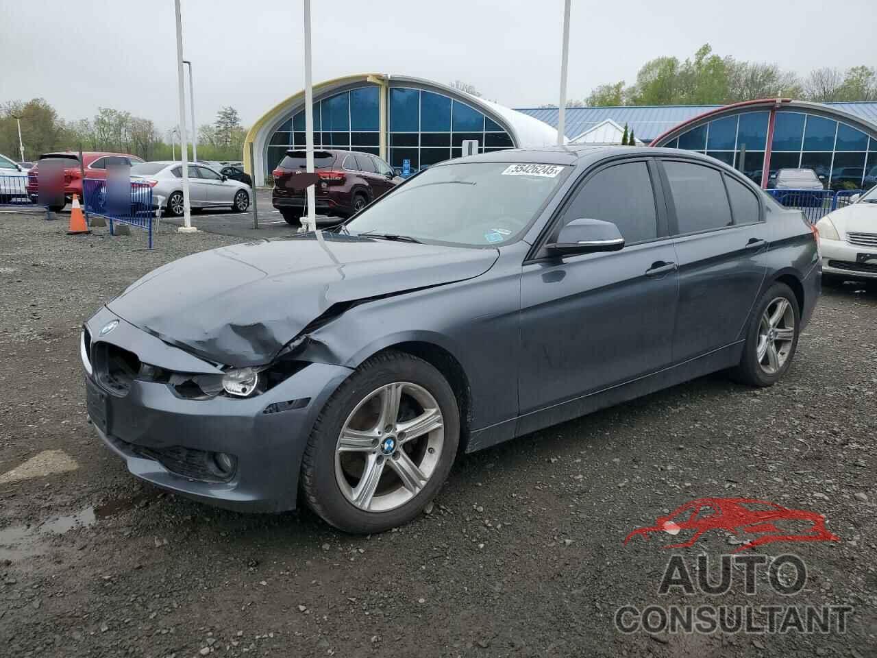 BMW 3 SERIES 2015 - WBA3C3G51FNT51452