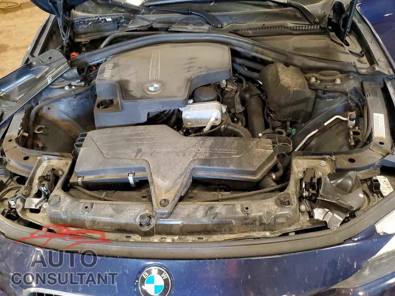 BMW 3 SERIES 2016 - WBA8A3C50GK688828
